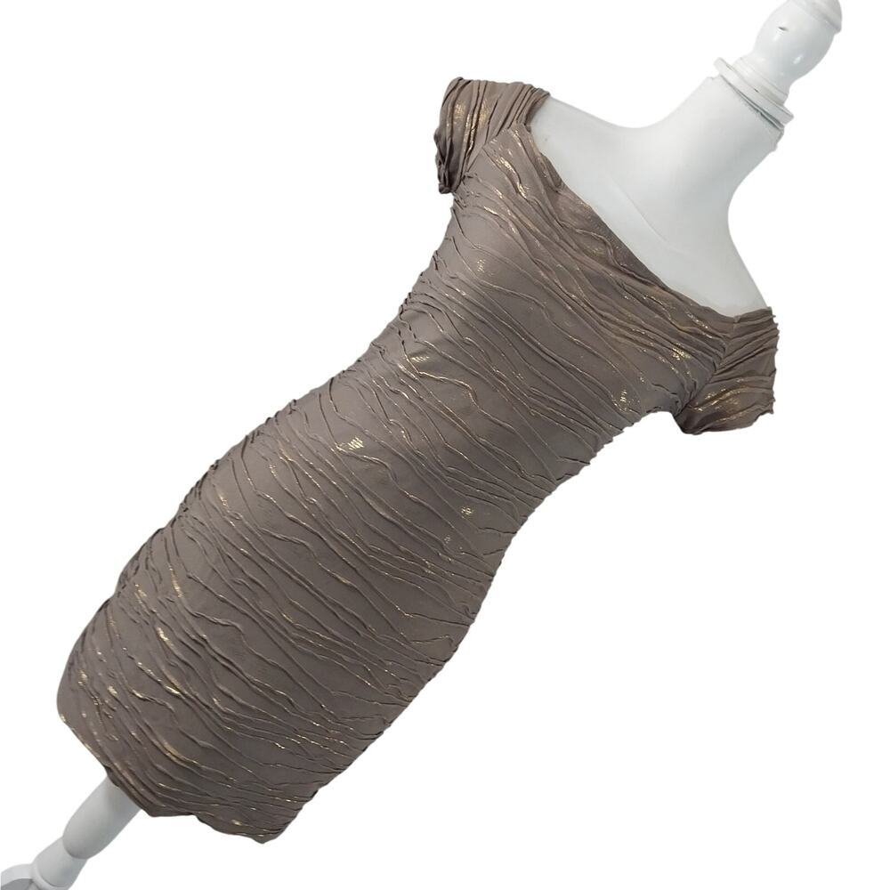 NWT! BRAT STAR! TAUPE TAN AND GOLD METALLIC STRETCH BODYCON DRESS! SZ L